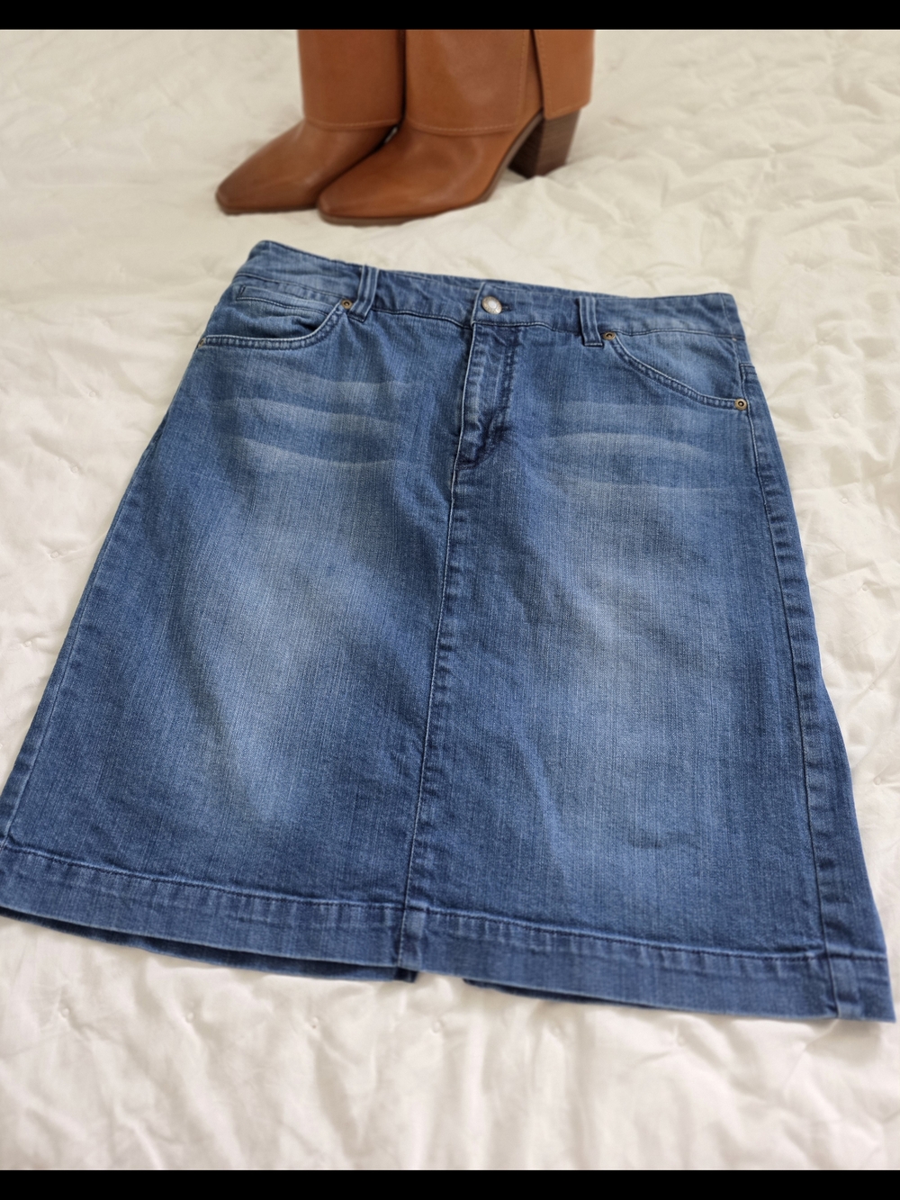Jones New York Denim Skirt *stretch*